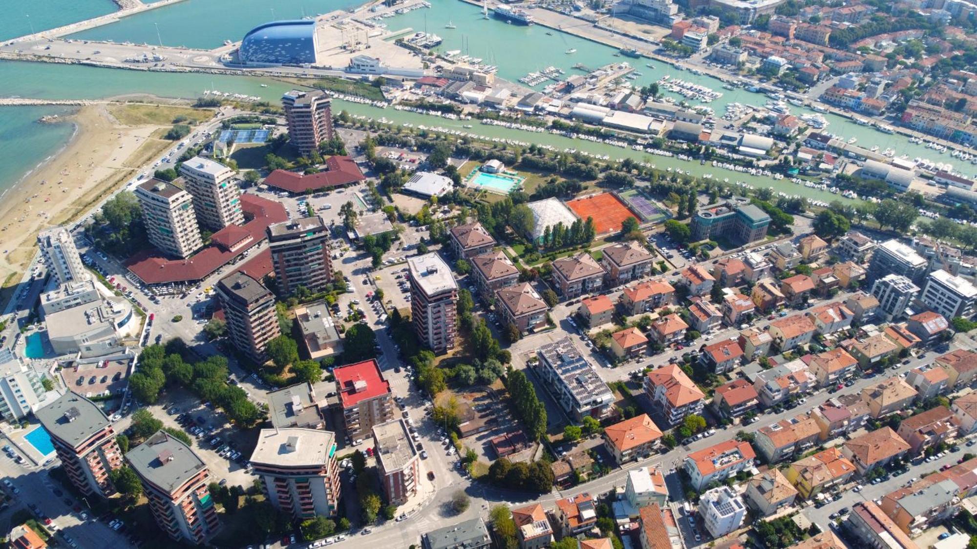 Casa San Bartolo - Pesaro Baia Flaminia Lägenhet Exteriör bild